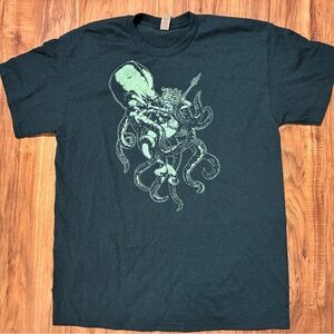 AWESOME tshirt! 🧜‍♀️